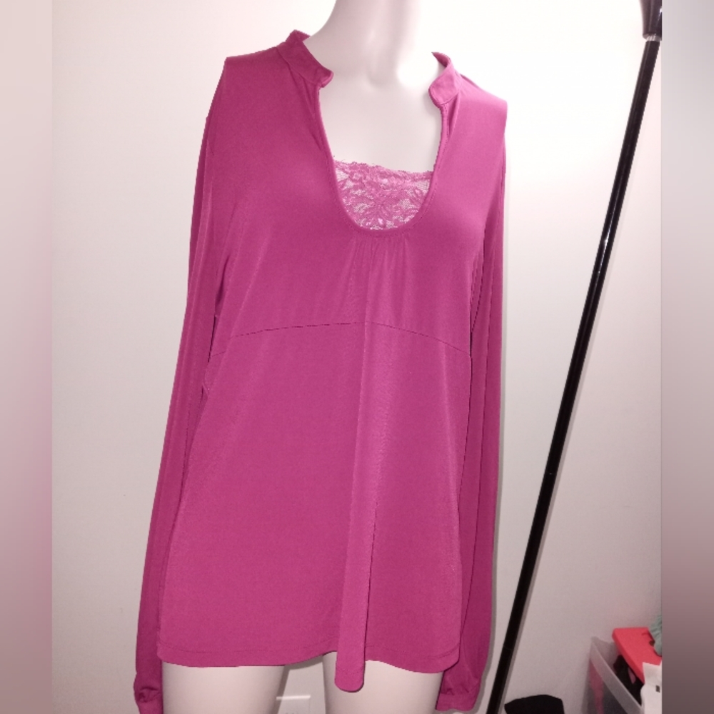 Apostrophe long sleeve blouse with lace size large